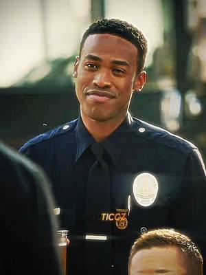 i dont want him to leave 😭 #therookie #aaronthrosen #jacksonwest #therookieedit #multiccz 