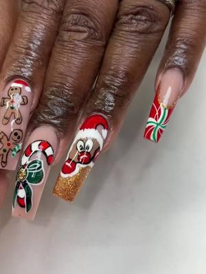 Text 929-354-4678 to book #homebasednailtech #christmasnails #nails #homebasedbusiness #christmasnailsart 