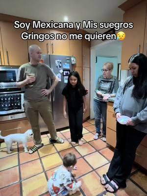 Mis suegros Gringos no me quieren porque soy Mexicana #gringo #content #mexicanaygringo #foryoupage #fypシ #fyp #husbandwife #bigfamily 