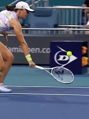 That Iga touch 😮‍💨 @WTA #swiatek #shotoftheyear 