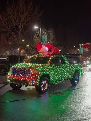 #christmaslights #christmas #christmasdisplay #lights #holidaydecor #foryoupage #fyp #christmaslightshow #holiday #family #2024 #lightdisplay #christmas2024 #carparade #santa 