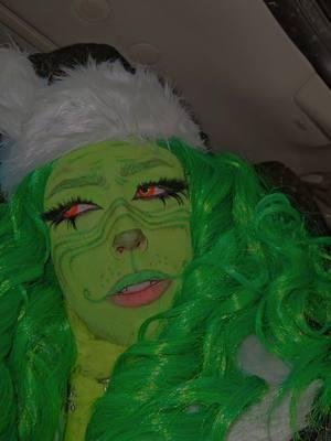 🎄💚 #thegrinch #grinch #cosplay #girlcosplay #fy #fyp #Christmas #fypシ #trending #lasvegas 