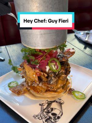 You never know who you're going to find in the kitchen. Pro tip: order the trashcan nachos when at Guy's Vegas Kitchen @Guy Fieri @The LINQ  #vegas #asvegas #visitlasvegas #vegasfood #Foodie