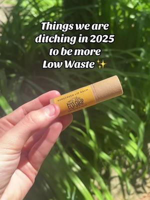 Low waste alternatives you can swap to! ⁣ 1️⃣ Ditch the plastic packaged lip balm for a paper tube!💄 ⁣ 2️⃣ Instead of liquid toilet cleaner, try our toilet bombs - A concentrated tablet that gets the job done without any plastic! (And is sooo bubbly 🫧) ⁣ ⁣ 3️⃣ Swap those single use dryer sheets for reusable dryer balls! (Also helps to save $$$)⁣ ⁣ 4️⃣ Traveling soon? ✈️ Solid Shampoo & Conditioner bars can help to cut down on excess packaging waste as well as save room compared to liquid! ⁣ 5️⃣ Last but not least - Bamboo Dish Brushes! Not only are they compostable at the end of their life - you can also save the handle and just replace the top for even more longevity! 🙌 ⁣ Have you given any of these a try? ⁣ ⁣ .⁣ .⁣ .⁣ #plasticfreeswap #plasticfreeliving #soliddishsoap #dishsoap #refillshopping #refillshop #minimalwaste #minimalwasteliving #sustainablealternatives #sustainableswaps #sustainablelifestyle #sustainablehome #reducewaste #reducewaste♻️ #reducewastenow #packagefreeshop #ecofriendlyliving #ecofriendlyhome #ecofriendlyproduct #ecofriendlyproducts🌿 #bulkshopping #bulkstore #zerowasteshop #plasticfreeshopping #plasticfreeshop #sustainablelifestyle #sustainablehome #reducewaste #reducewaste♻️ #reducewastenow #packagefreeshop #ecofriendlyliving #ecofriendlyhome #ecofriendlyproduct #ecofriendlyproducts🌿 #bulkshopping #bulkstore #zerowasteshop #plasticfreeshopping #plasticfreeshop 