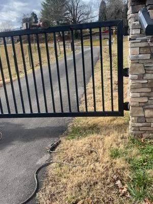 How does this keep happening! Id be better to just remove the gate #a1stchoicewell #gibsonracing20 #appalachiandumpsters #appalachianwelldrilling #foryoupage #blowthisup #capcut #fypシ #goviral #trending #crash 