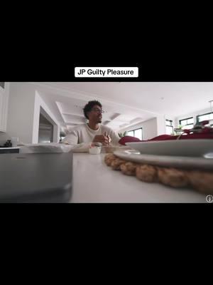 The chocolate chip cookies are as sweet as his game 🍪 | video: @Jordan Jimenez |#curryxpooleszn #jordanpoole #NBA #fypシ゚viral #sports #athlete #foryou #basketballtiktok #guiltypleasure #cookiecravings 