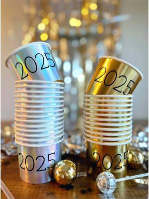 ✨ Ring in the New Year with style AND simplicity! 🎉 This DIY New Year’s party cup is as easy as it is festive. Perfect for party favors or adding a custom touch to your celebration! ✨ What’s your favorite way to add flair to your NYE party? Share below! 👇 . #CreativeFabricaCrafts #NewYearsCraft #HappyNewYear #NewYearsEve #DIYPartyDecor #CraftingForTheHolidays #NewYearsCrafts #2025 #PartyCrafts #EasyCraftIdeas #CustomPartyDecor #CreativeFabrica #DIYNYE #partyinstyle🔥 