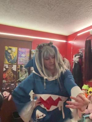 #guragawr #gawrguracosplay  #gawrgura #vtuber #vtubercosplay #cosplayer #portlandnw #guragawrcosplay #sharkgirl #sharkvtuber #sharkoftiktok #sharks #pdx #cosplay #christmas 