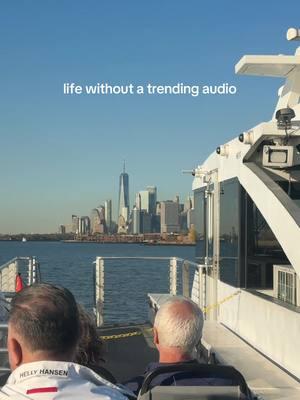 the true sounds of a boat going from the navy yard to the east river ⚓️ #lifewithoutatrendingaudio #noaudiochallenge #noaudio #ferryboat #ferrytok #boatsoftiktok  #boatlife #boating #boattok  #trendingvideo #fyp 