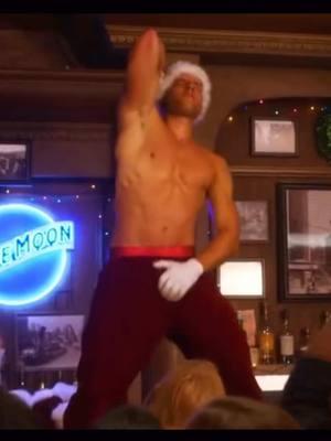 #naughty or #nice #santaclaus #fineboi #readyfortheholidays #santababy #top #muscles #abadmomschristmas #justinhartley #hohoho #santa #sobad #sogood #forthegays.  . . . . . . . . . . . @@justinhartley @@ 