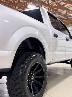 2018 F-150 With The 5.0 & Lifted!👊 #gracemotormall #ford #fordf150 #liftedtrucks #trucksforsale #truckdealer 