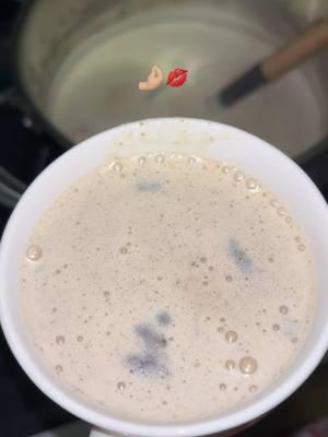 Atole de nuez🌰 1 Litre De Agua 1 Palo De Canela 1 Piloncillo Entero 1 Lata Leche Condensada  Nuez Vanilla Al Gusto 2 Vasos De Leche  1 Vaso Leche, 3 Cucharas Maizena  #fyp #foryoupage #foryouu #atole #atoledenuez #nuez #Receta #cocina #navidad 