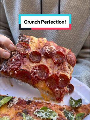 The crunch from Mamma’s Too pizza is on another level! 🔥 A crunch with every bite! Definitely recommend trying it out. #brooklynbitess #pizza #crunch #asmreating #asmrsounds #pizzalover #nyceats #nycfood #nycpizza #pizzareview #nyceats 