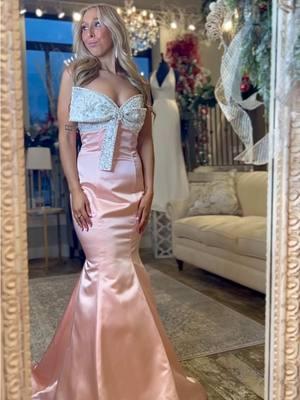 A pink dress with a bow! How could it get any better!💫😉  #prom #promdress #promdress2025 #promtrend #promtrends2025 #dressingdreams #dreamgirl #trendyprom #trendy #trendyy #prom2025trends #trendsforprom #promlook #prominspo2025 #prominspo #sherrihill #sherrihilldress #sherrihilldresses #sherrigirl @Sherri Hill @mads 