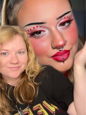 Always adore this queens work @Annie 🤌🏻❤️🤍 #recreatealook #makeuptok #candycanemakeup #haleyjean #muasupportsmua #artistsoftiktok #muasupport #makeuptutorial 