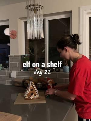 #elfontheshelf 🎄💗👯‍♀️✨ #elfontheshelfideas #elfonashelf #holidaytok 