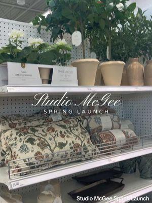 🌸🌿 The official launch of the Studio McGee spring collection 2025! There are some pieces I love and some I could do without. What do you think? You can click the 🔗 in my bio to shop my LTK.    #homedecor #homeinspiration #studiomcgee #targetfinds #targethaul #ltkseasonal #ltkhome #ltkunder50 #ltkunder100 #studiomcgeespringcollection #spring2025 