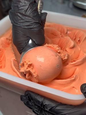 Nieve de MAMEY😍🔥🔥 #aguafresca #mamey #sapote #gansito #aguafresca #eggnog #eggnogicecream #ferrerorochericecream #foryoupage #inlandempire #viralstreetfood #norcocalifornia #southerncalifornia #fyp #viralicecreamshop #lamichoacana #lamichoacanareal 