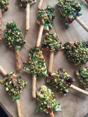 These Christmas Tree Brie Bites are Too Cute I had to Remake Them for My Friends Holiday Party 🎄🎄🎄🎄 All you need is brie, parsley, pistachios, dried cranberries, and pretzel sticks. I bet carrot sticks would work too! Recipe by @Liliya  #appetizers #christmas #christmastree #holidaytiktok #happyholidays #holidayparty #christmasrecipe #brie 