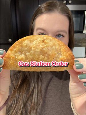 #gasstationfood #gasstationsnacks #Foodie #food @Tornados #gasstationorder 