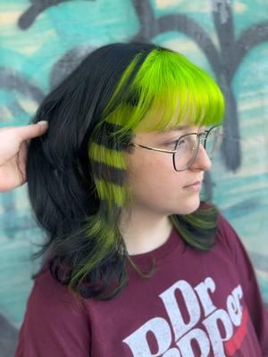 neon green and black raccoon stripes will ALWAYS hit  . . . . . . #orlandohair #althair #neongreenhair #raccoonstripes #colorblocking 