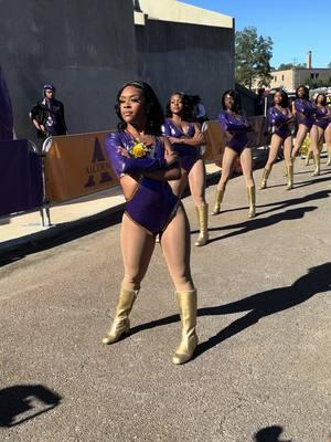 💜💛 #worldrenowned #alcornstateuniversity #forevergolden #worldrenownedgoldengirls #hbcupride #hbcudancers #swacdancers #alcorn ##alcornstategoldengirls #alcornggs #alwaysalcorn #asugoldengirls #fyp #explore #explorepage #hbcutiktok #hbcutiktokchallenge #four you page #jfy #exploremore #hbcuproud #hbcubands #explorepage #explore #foryoupage #fieldslayer