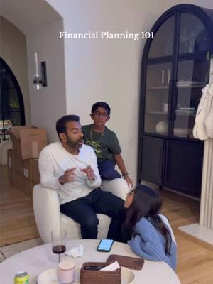 Pookesh teaching the kids how to save & invest #browngirl #browntiktok #myfamily #dadsoftiktok #kidsoftiktok #teensbelike #financialfreedom #financialliteracy 