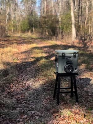 The iconic Willys jeep was used for travel during WWII. We took that inspiration and made a Roadie 24 the represent its famous appearance. We call it “THE PATRIOT” • It is for sale right now on our website, so check it out! • • • #kickerspeakers #yeti #customaudio #coolerspeakers #speakers #yetispeakers #customcoolers #cooler #loud #custom #customspeakers #loudspeakers #speaker #fyp #countrymusic #weekend #masterpiece #party #summersounds #led #ledlights #araudiosystems 