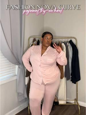 @FashionNovaCURVE pajama sets are perfect for holiday season & super cozy! ❄️🤍🎀 #fashionnovacurve #plussizefashion #pajamasets #plussizepjs #fashionnovatryonhaul #creatorsearchinsights 