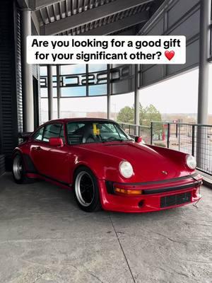 I’ve been a really good boy this year - hopefully Santa delivers! #porscheturbo #porsche #porsche911 #cars 