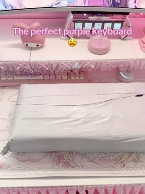 The cutest purple keyboard from @YUNZII KEYBOARD #yunzii #fy #setupgaming #fypシ #girlgamer #pink #pinksetup #cutecore🎀🦴🍮🐾 #kawaii #fyp #setup #aesthetic #pinkaesthetic #cute #kawaiicore #cutecore #girly #girlytok #GamingSetup 