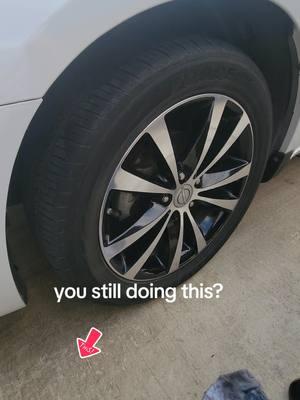 best way to apply tire dressing.#applicatorbrush #tires #tireshine #cars #detailing #fyp #viralvideo 