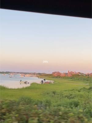 July on Nantucket>>  #nantucket #ack #nantucketisland #eastcoast 