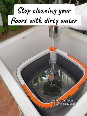 This mop is the best invention ever #mop #mopsmarter #cleanhome #cleaningtok #cleaningmadeeasy #bestmop #mopandbucket #floorcleaning #spinmop #selfcleaningmop #selfwashmop 