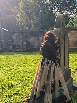 an accidental looping video #maryqueenofscotsedit #maryqueenofscots #maryqueenofscotscosplay #reign #reigncw #reigncosplay #jjshouse #edinburgh #Scotland #marystuart 