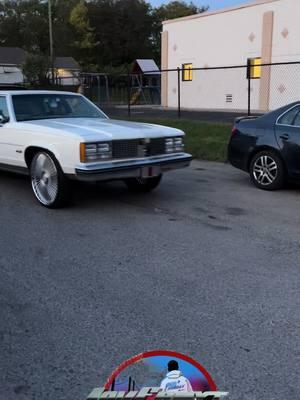 All White 98 about to get a bath  #jayfrmyt #mrstuntsunday #oldsmobile #brushedwheels #wetpaint #rucciwheels #delta #fyp #classsiccars #carwash #cardetailing #carsoftiktok #explore 