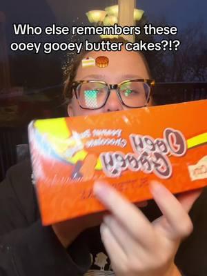 #ooeygooey #ooeygooeybuttercake #buttercake #dessert #munchies #snacks #sweets #cake #cookie #viral #TikTokShop #tiktokmademebuyit #snackbreak #tastetest #nostalgia 