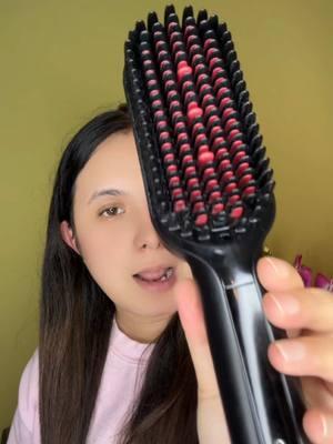 I love this hair straightener 🫰🏻🫰🏻❤️#tiktokmademebuyit #TikTokHolidays #fypシ #viralvideo #christmas #beautyhacks #hairstyle #hairtok #viralvideo #tymobeauty #tymostraightningcomb #tymostraighteningcomb @TYMO BEAUTY US @TYMO BEAUTY @tymobeauty says hi 