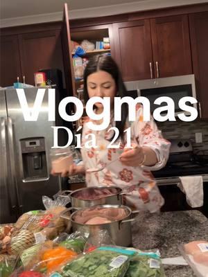 Vlogmas dia 21 #Vlogmas #hallacas #hallacasvenezolanas #venezolanosporelmundo #Vlog #vlogdiario #dailyvlog #lifestyleblogger #lifestylevlog #navidad 