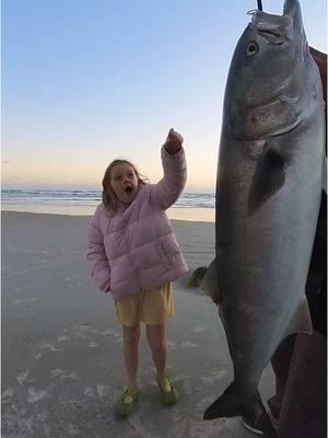 Teeth bro. #teeth #gnarly #tooth #grill #fishing #funnyvideo #funnyfishing #girl 