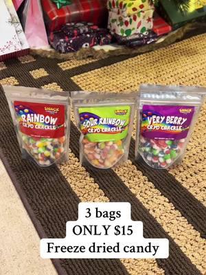 #snackcrackleshop #candy #freezedriedcandy #freezedriedskittles #candylover #snacks #tiktokshopcybermonday #tiktokshopblackfriday #tiktokmademebuyit #deals #TikTokShop 