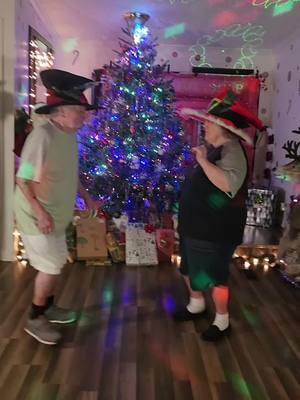 ✨️🕺 Jingle bells jingle bells✨️💃#grandma #grandpa #Love #danceing #christmas 