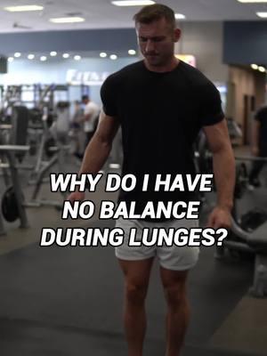 How to do a dumbbell lunge 🏋 #LegWorkout #LegWorkouts #LegExercise #LegExercises #WorkoutTips #WorkoutPlan #Gym #Fitness #Workout #FitnessCoach #OnlineCoach #OnlineFitnessCoach #OnlinePersonalTrainer #OnlineFitnessTrainer #FitnessTrainer #PersonalTrainer 