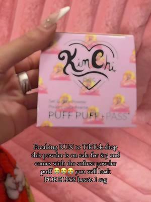 Idk what she said at the end but this is unreal @KimChi Chic Beauty #puffpuffpass #puffpuffpasspowder #bestsettingpowder 