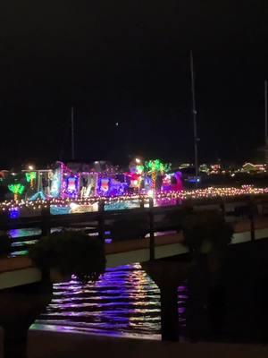 #vacation #vacationmode #merrychristmas #newportbeach #boatparade