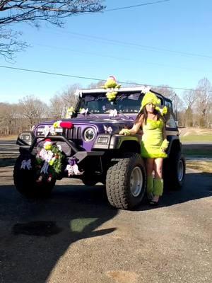 💚🎄💜🍇🥜✌🏻 #foryou #foryoupage #fy #fyp #grinch #grinchmas #grinchjeep #jeepmas #christmas2024 #jeepvibes #jeeplove #jeepfreak #jeepwave #jeepeverything #jeepjeepjeep #justmeandmyjeep #itsajeepthing #jeeplife #jeepwrangler #jeeptj #grapenutt #liftedjeep #beepbeeppurplejeep #jeepgal #purplejeepgal #jeepgirlsdoitbetter #jeepsoftiktok #jeeptok #jeeptiktok #tiktokcreator 