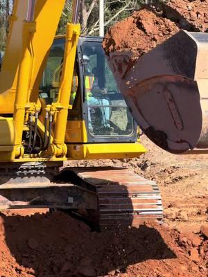 You know the drill, send every truck with a full load! —  WORK THE DIRT  — #workthedirt #digitdigitalgps #heavyequipment #excavator #truck #dirt #dirtwork #construction #earthmoving #earthwork #bluecollar 