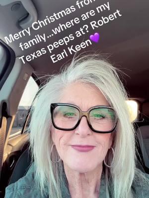 Where are my Texas peeps at?#texas #greeneyes #texascheck #robertearlkeen #merrychristmasfromthefamily #texasgirl #wherearemytexaspeeps 