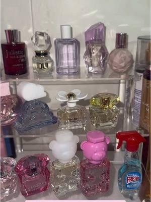 Loveee #parfumtiktok#minibrands#miniperfume#collection#dior#moschino#oui#arianagrande#juliete#smellgood#lookgood#neverstink#girlytiktok#mynewaddiction#lovetinythings#minivlog#parfumereccomended#foryoupagegirls#richgirl#moneyteam#fyp#girlygirls#formygals#versace#expensive#demure#grown#mature#itgirl#youneedthese 