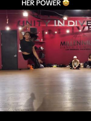 Ashley Gonzales contemporary | Kyle Hanagami choreo #contemporary #contemporarydance #inmyblood #emotionaldance #contemporarydancer #fyp #foryou #viral 